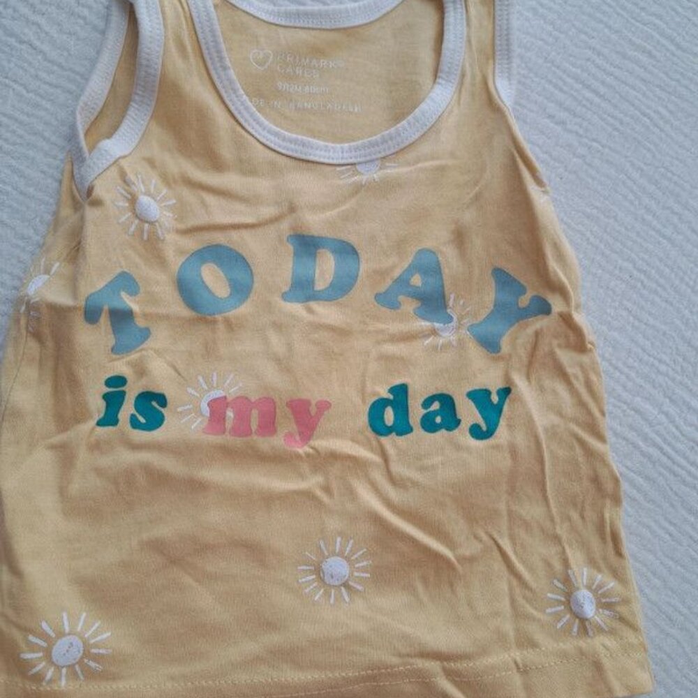 Women's Tops